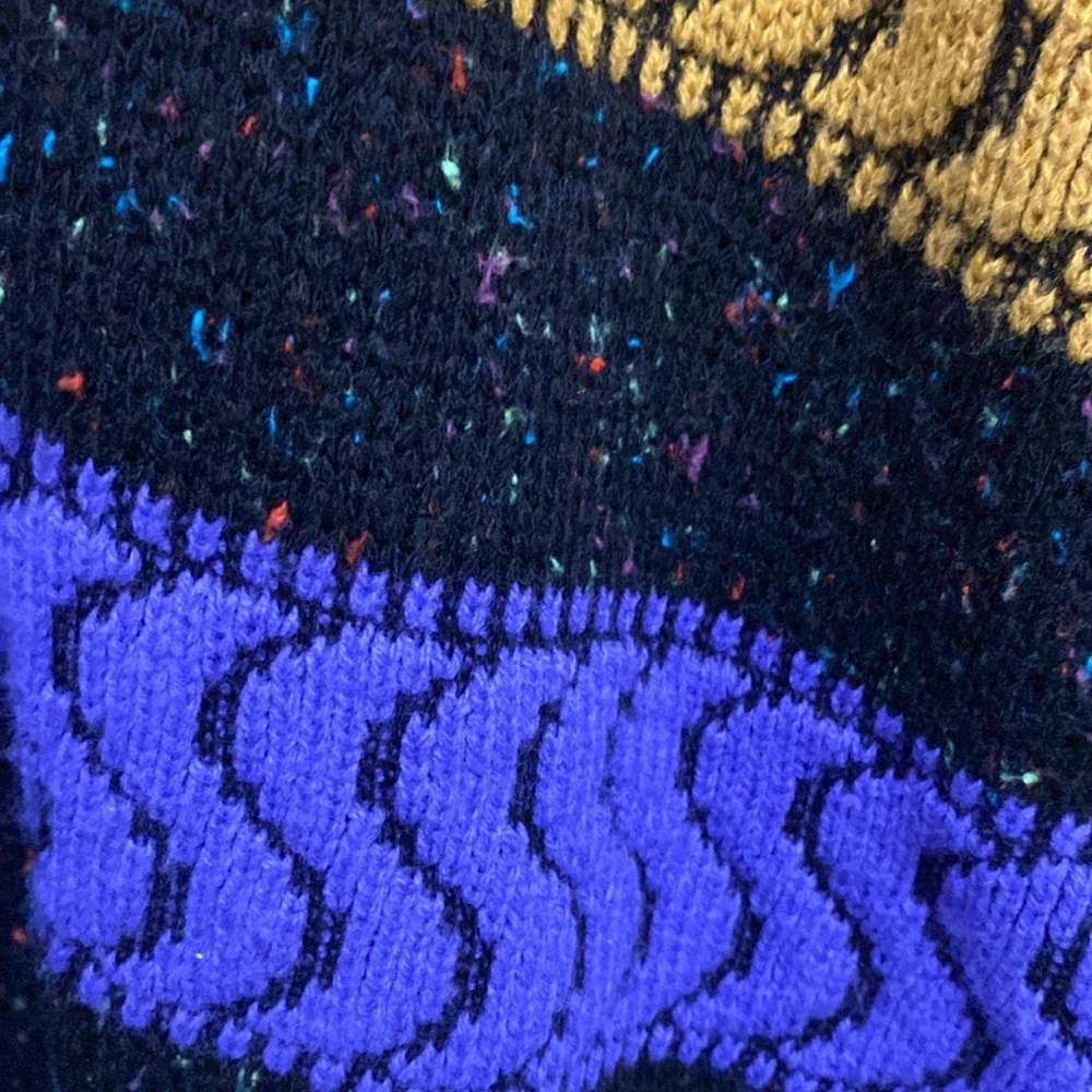 Vintage sweater unisex size XL - Picture 8 of 9